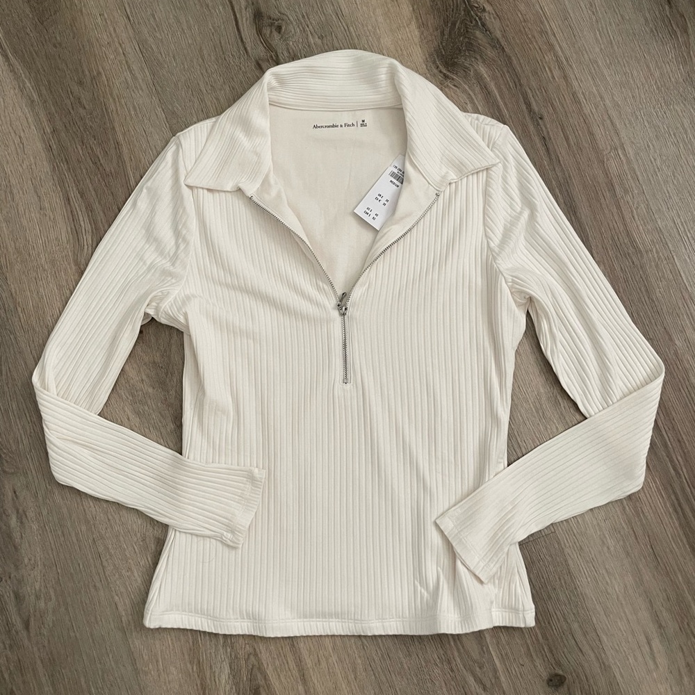 Abercrombie & Fitch Off-White Ribbed Long Sleeve Top